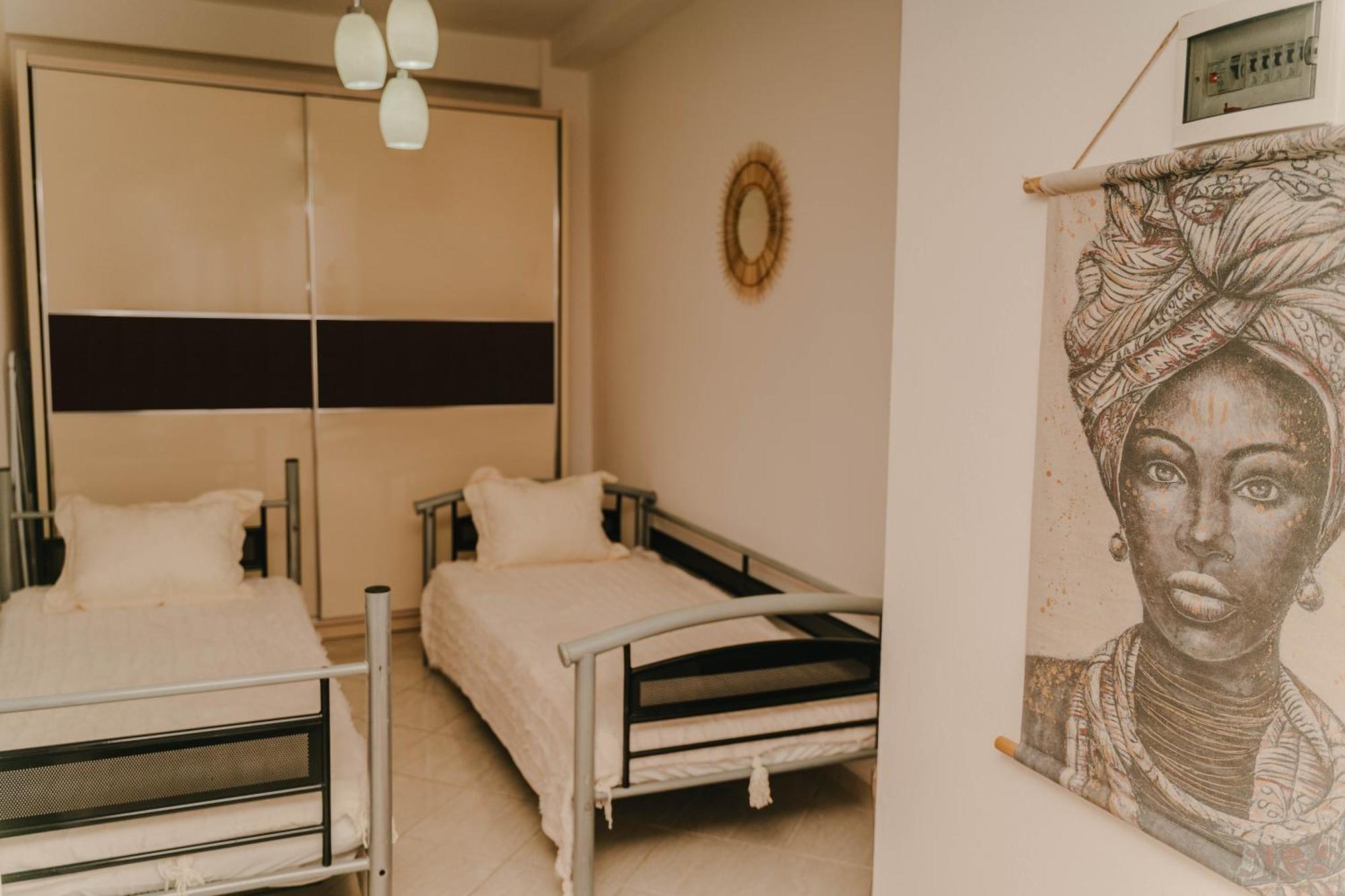 Peaceful Villa In New Bazaar Тирана Екстер'єр фото